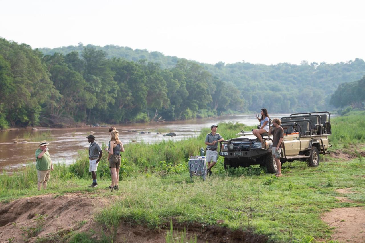 Sausage Tree Safari Camp Balule Game Reserve Exterior photo